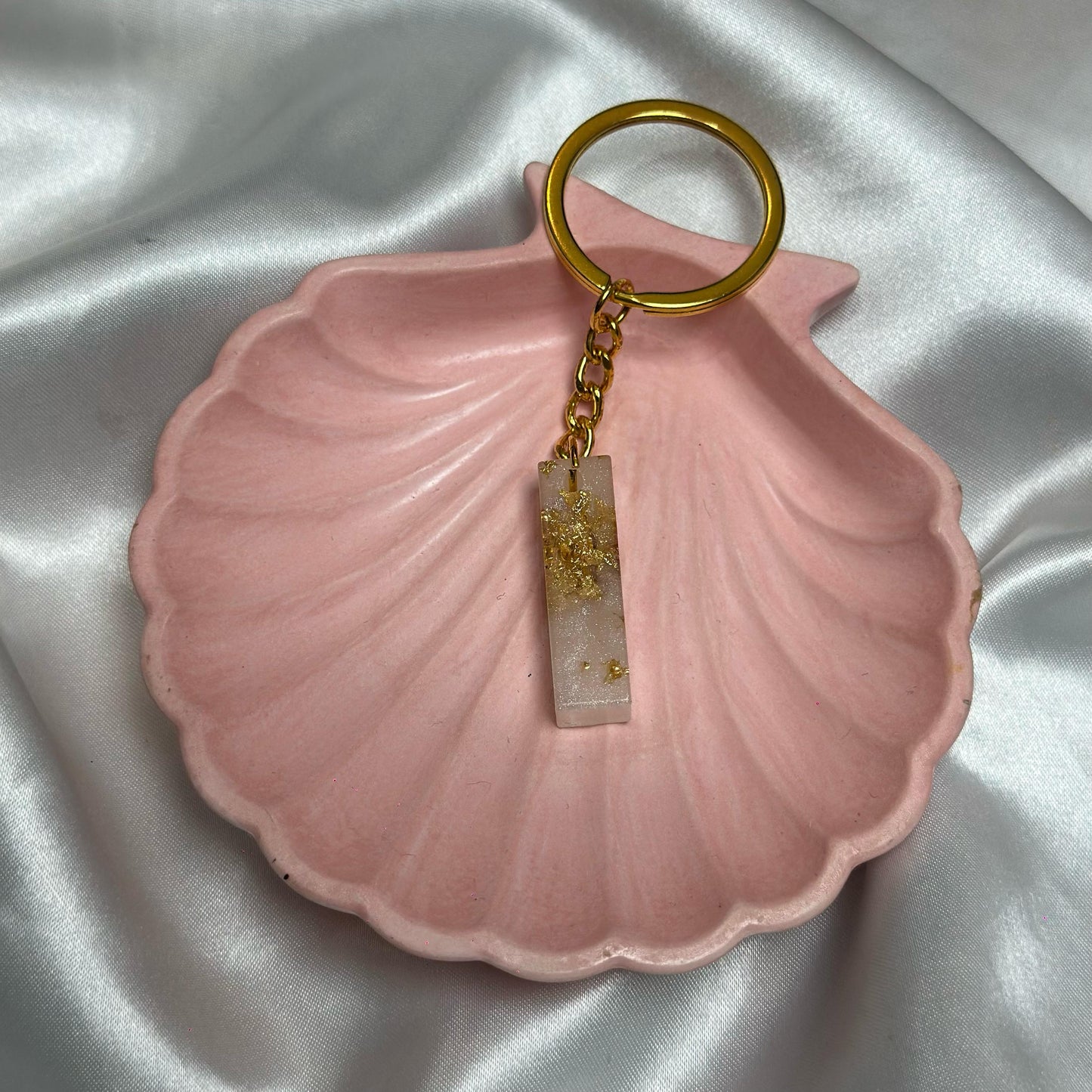 Letter i resin keychain